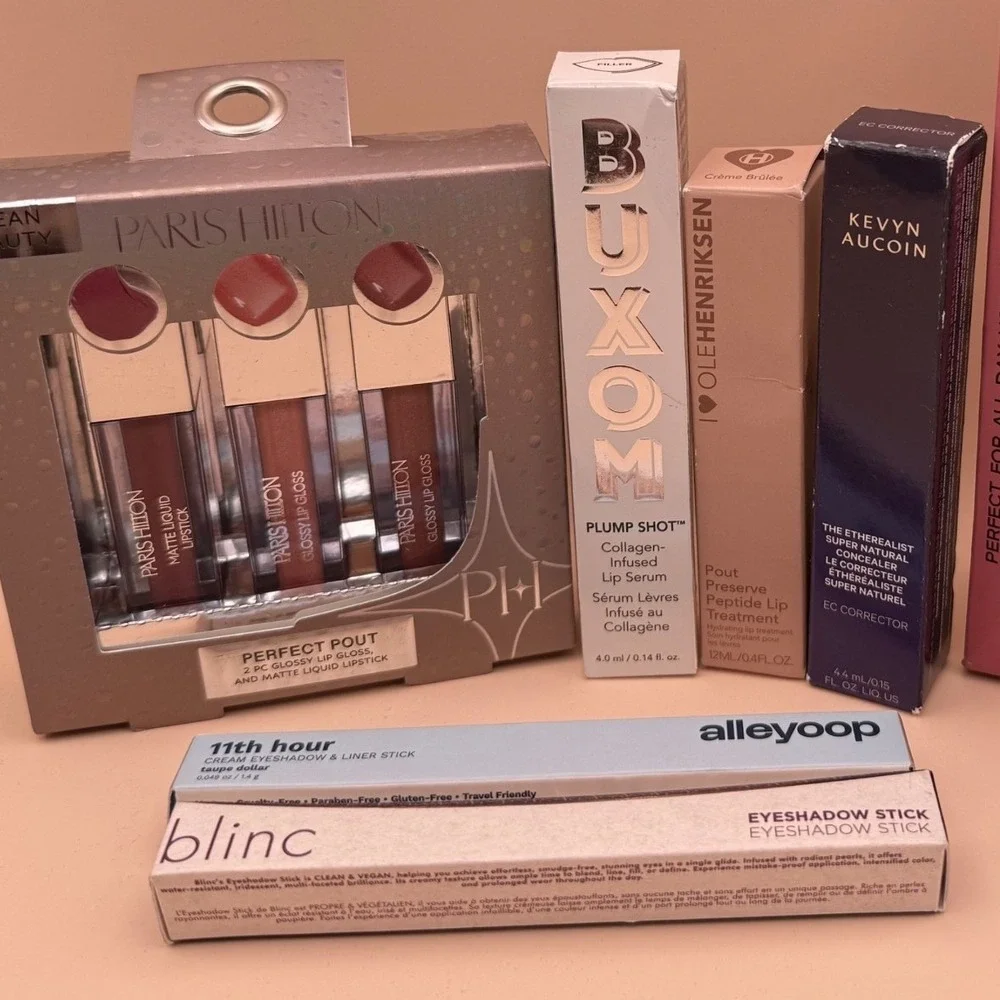 Kevyn Aucoin OleHenriksen‎ Paris Hilton Beauty Bundle 7pc Set NEW